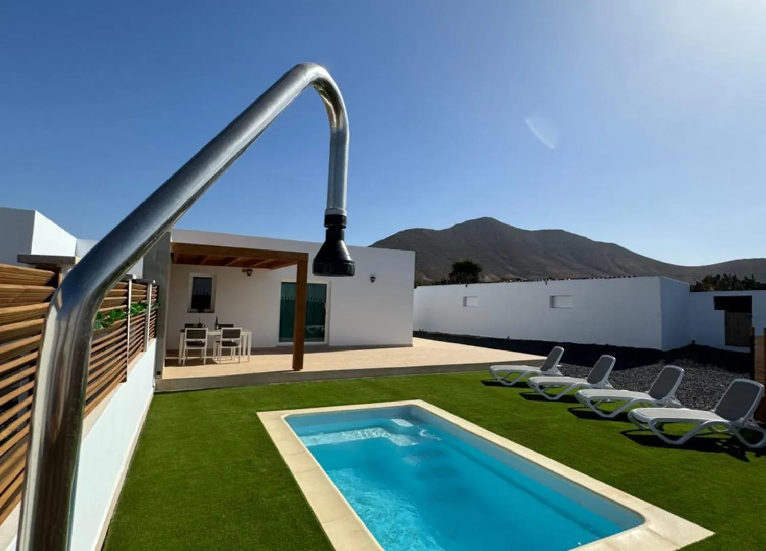 Villas Mirafonso contacts