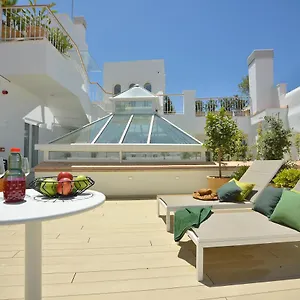 plaza-mina-suites.es-andalucia.com/